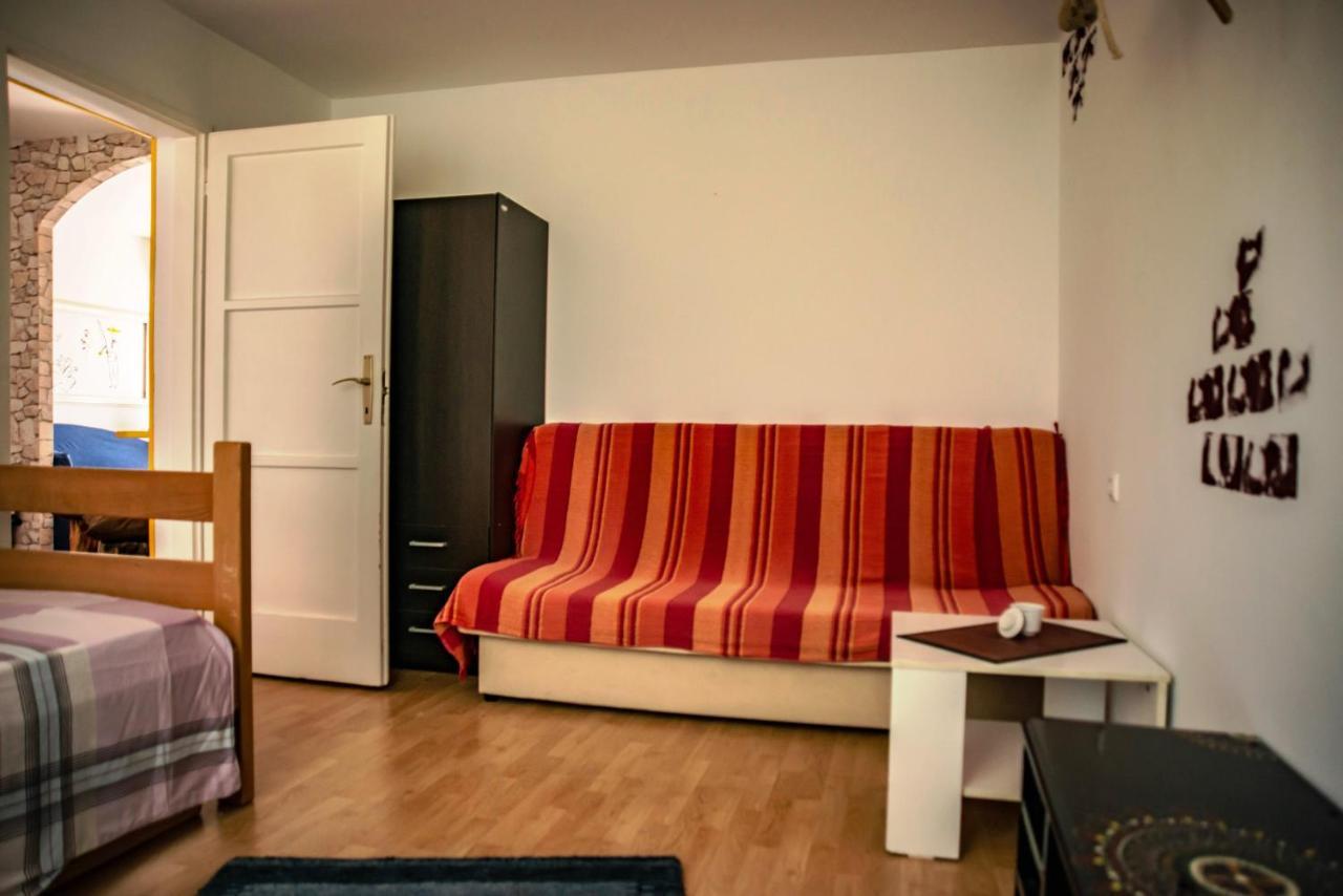 Urban Oaza Apartamento Pula Exterior foto